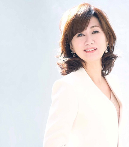 行方 優子